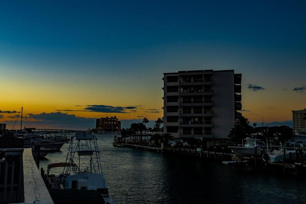 Canal Place 6 Harbor Views With Access To Boat Slip Destin Bagian luar foto